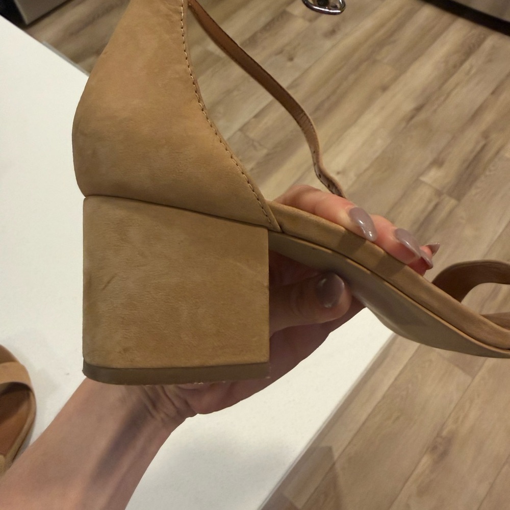Steve Madden Heels - Picture 7 of 9